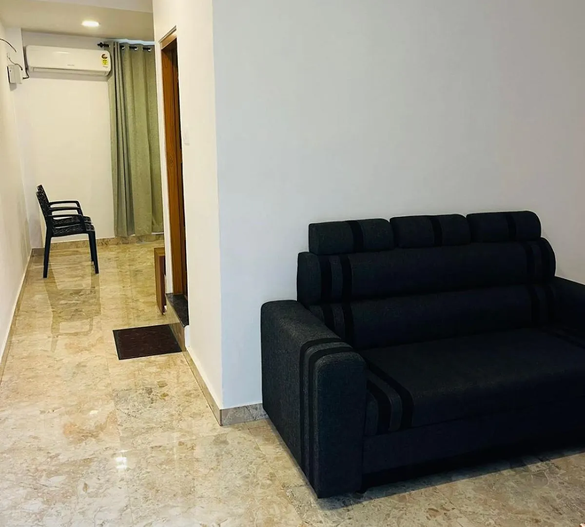 Midtown Residency Hotel Mannarakkat 0*,  India