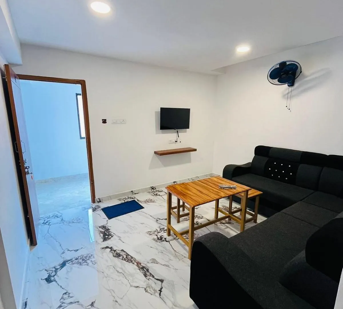 Midtown Residency Hotel Mannarakkat India